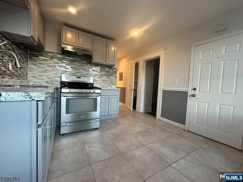 182 Seymour Avenue - Photo 4