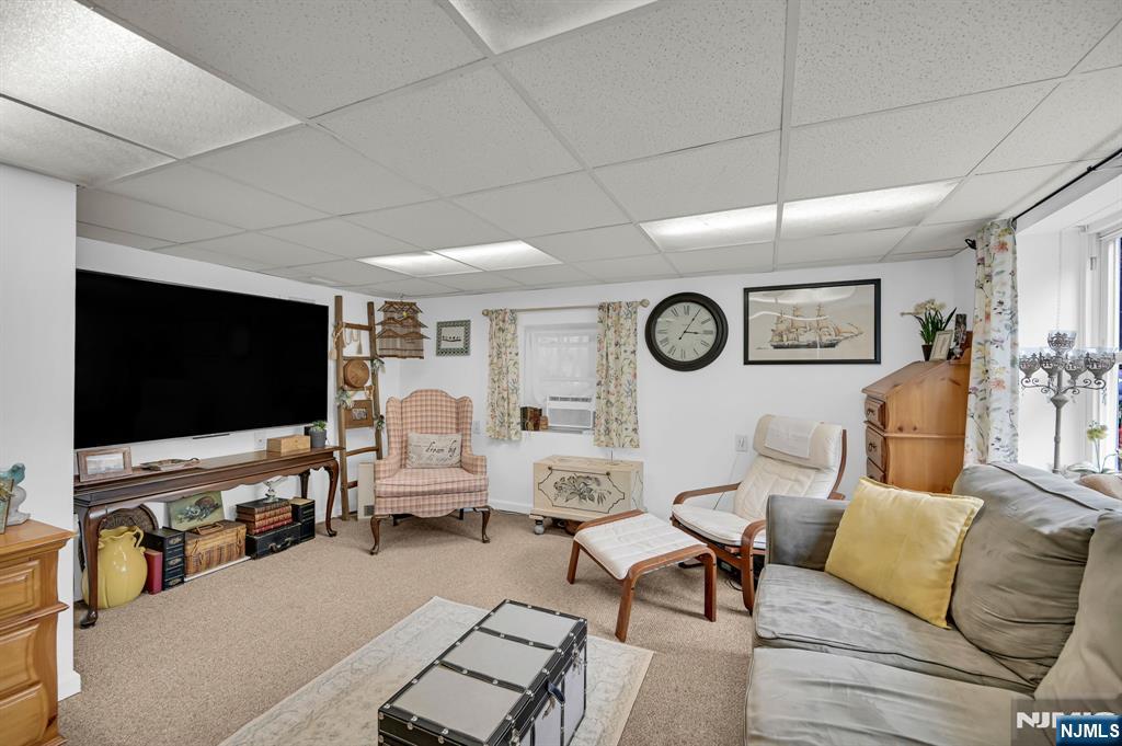 92 Lakeview Terrace, Oakland, NJ, 07436