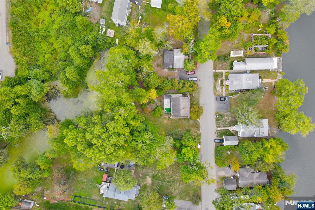 92 Lakeview Terrace, Oakland, NJ, 07436