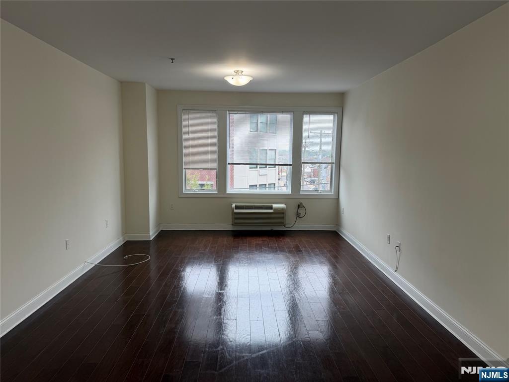 225 Walker Street 302 - Photo 4