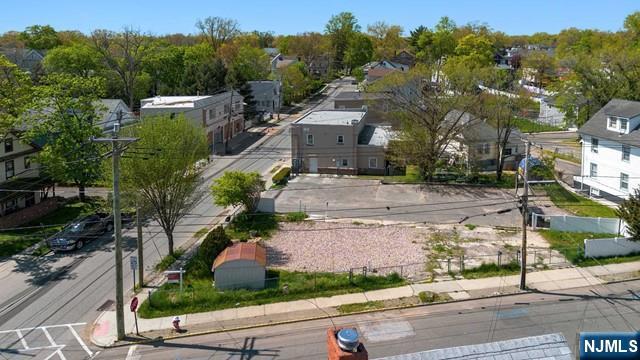 15 W Hamilton Ave, Englewood, NJ 07631