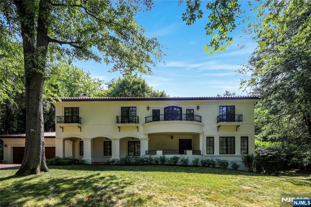 285 Arch Road - Photo 2