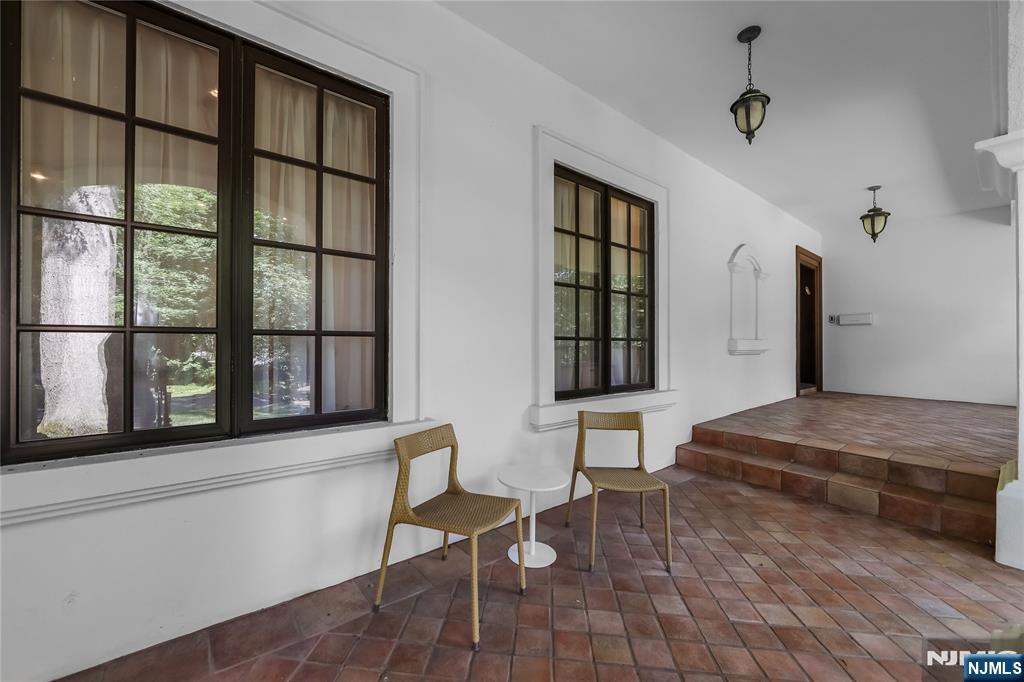 285 Arch Road - Photo 3