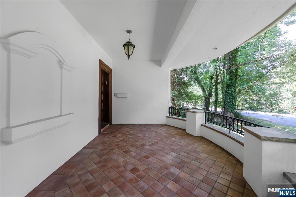 285 Arch Road - Photo 4