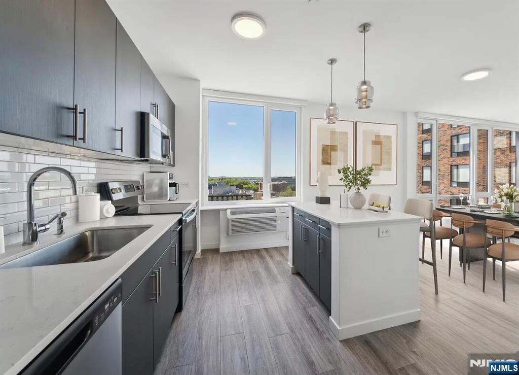 150 Main Street 405 - Photo 4