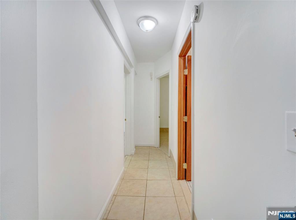 433 Lincoln Avenue C002G - Photo 3