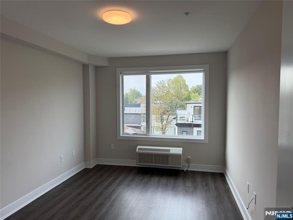 470 Main Street 515 - Photo 4