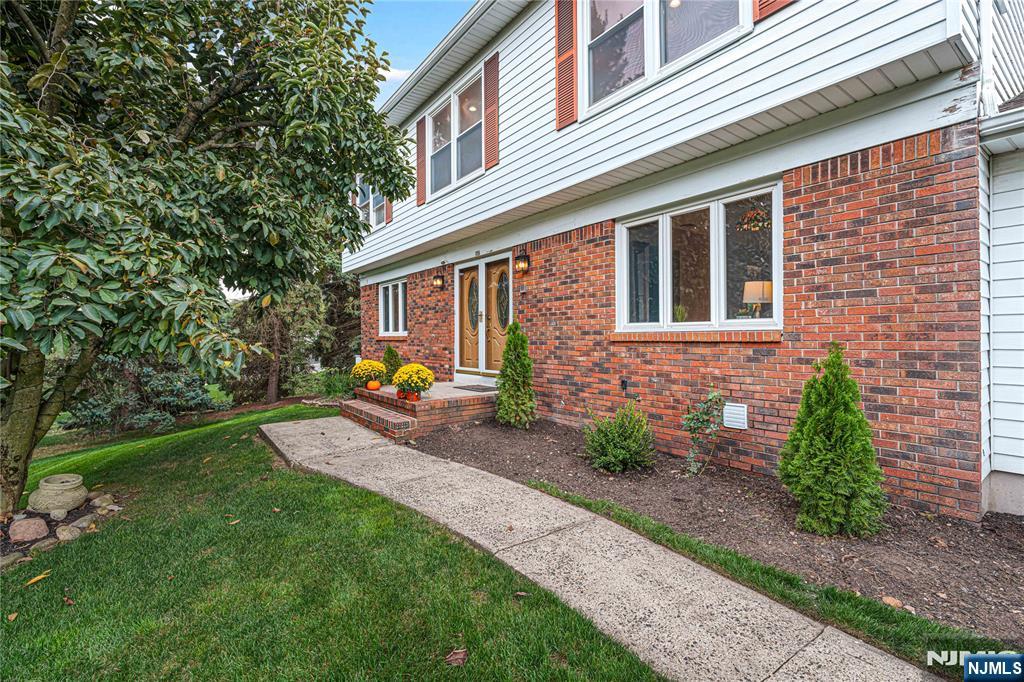 6 Old Orchard Drive — photo 44