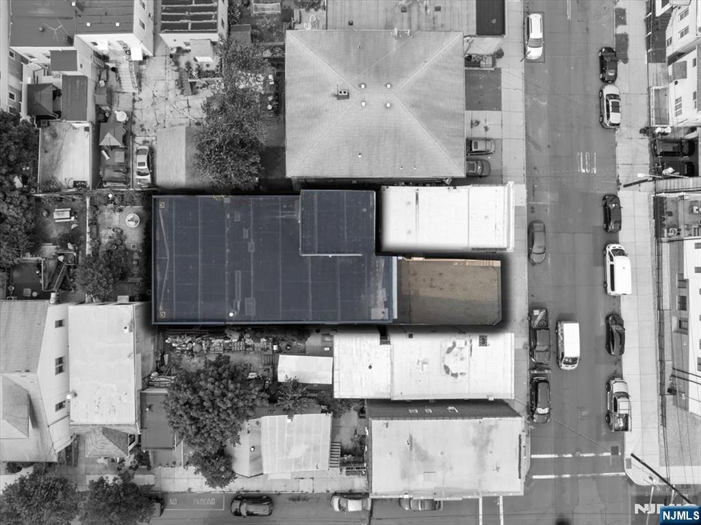 456 Walker Street - Photo 1