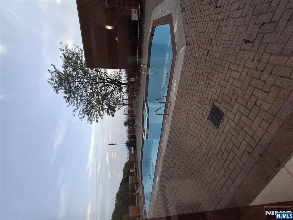 100 Old Palisade Road UNIT 1402, Fort Lee, NJ, 07024