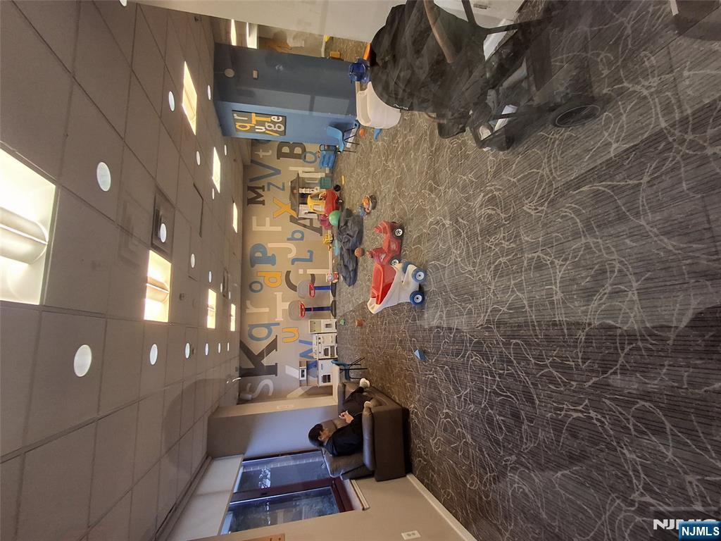 100 Old Palisade Road UNIT 1402, Fort Lee, NJ, 07024