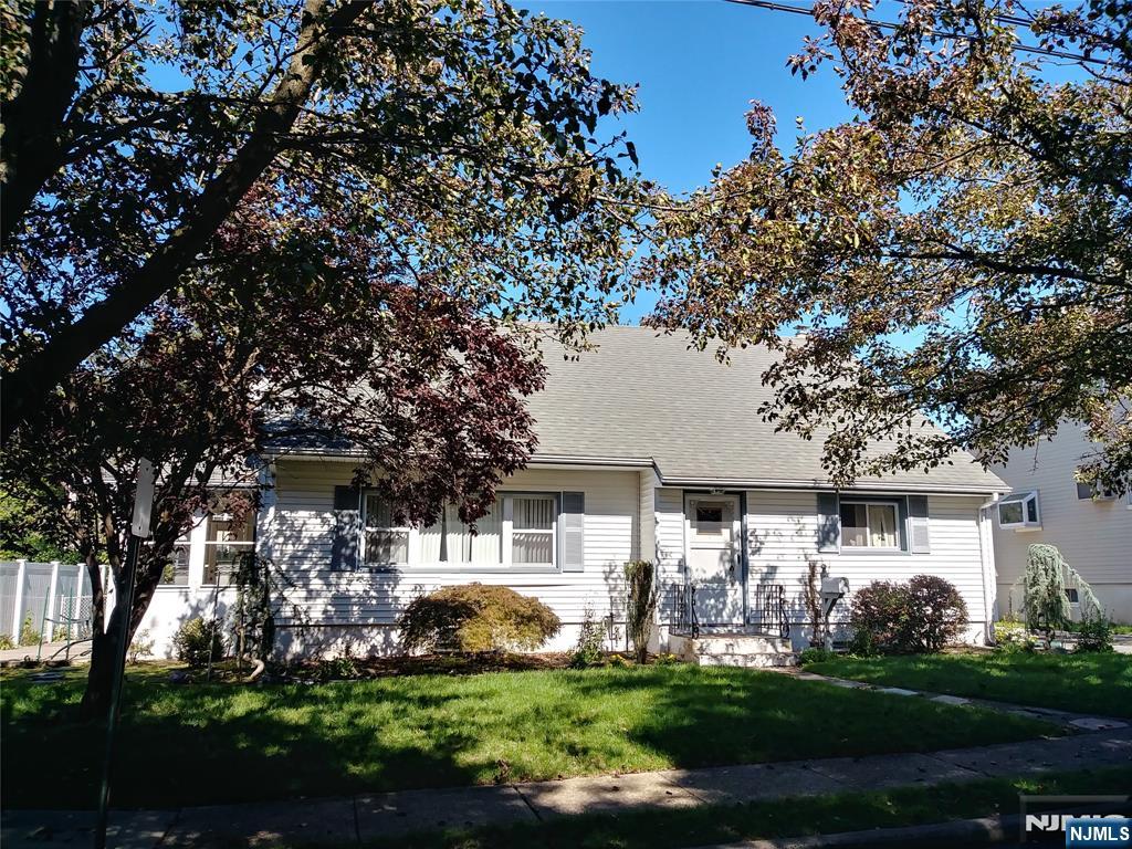 27 Mawhinney Avenue - Photo 1