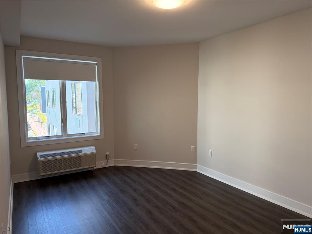 470 Main Street 502 - Photo 5