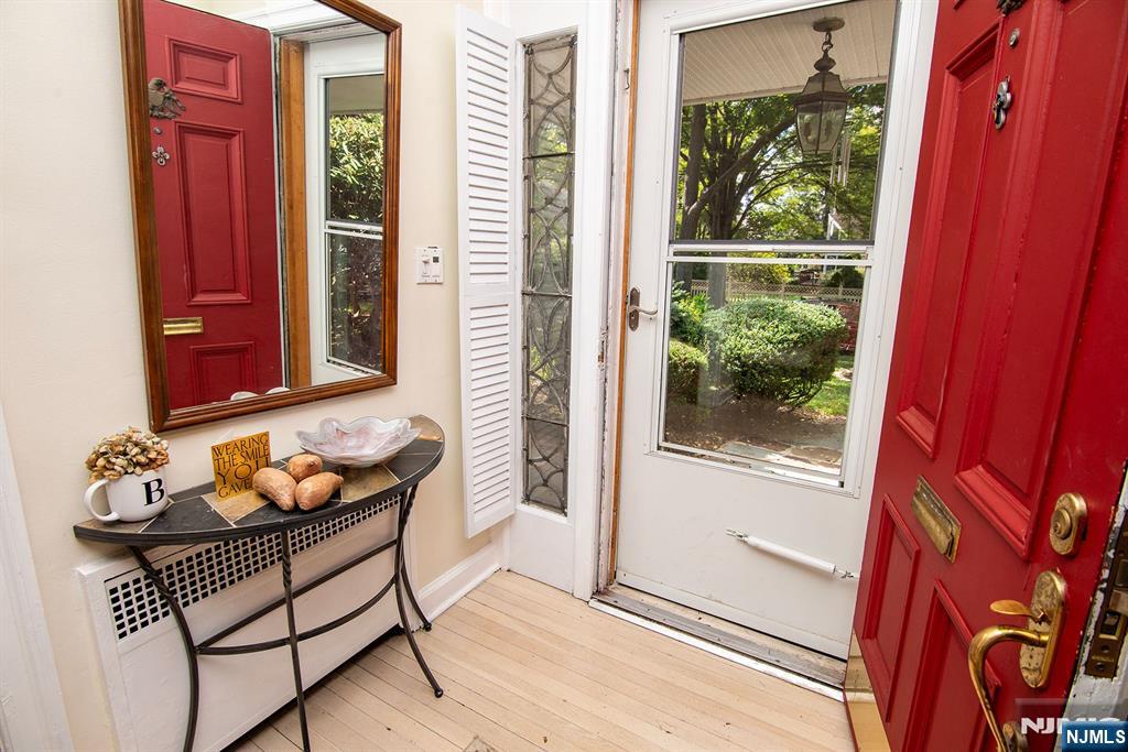 847 Red Road - Photo 2