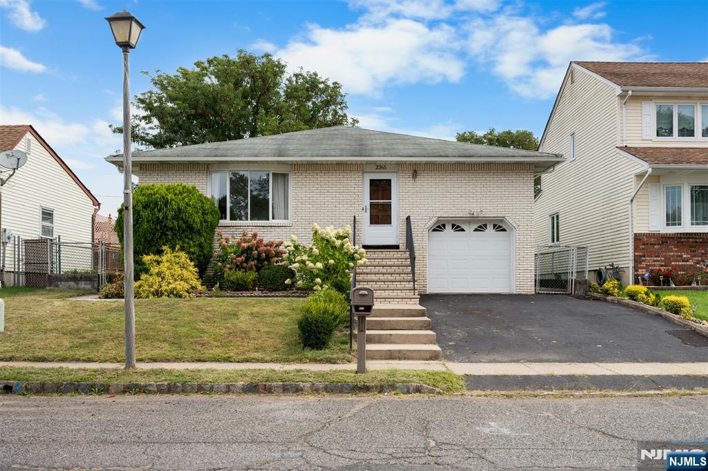 2265 Copper Hill Drive - Photo 1