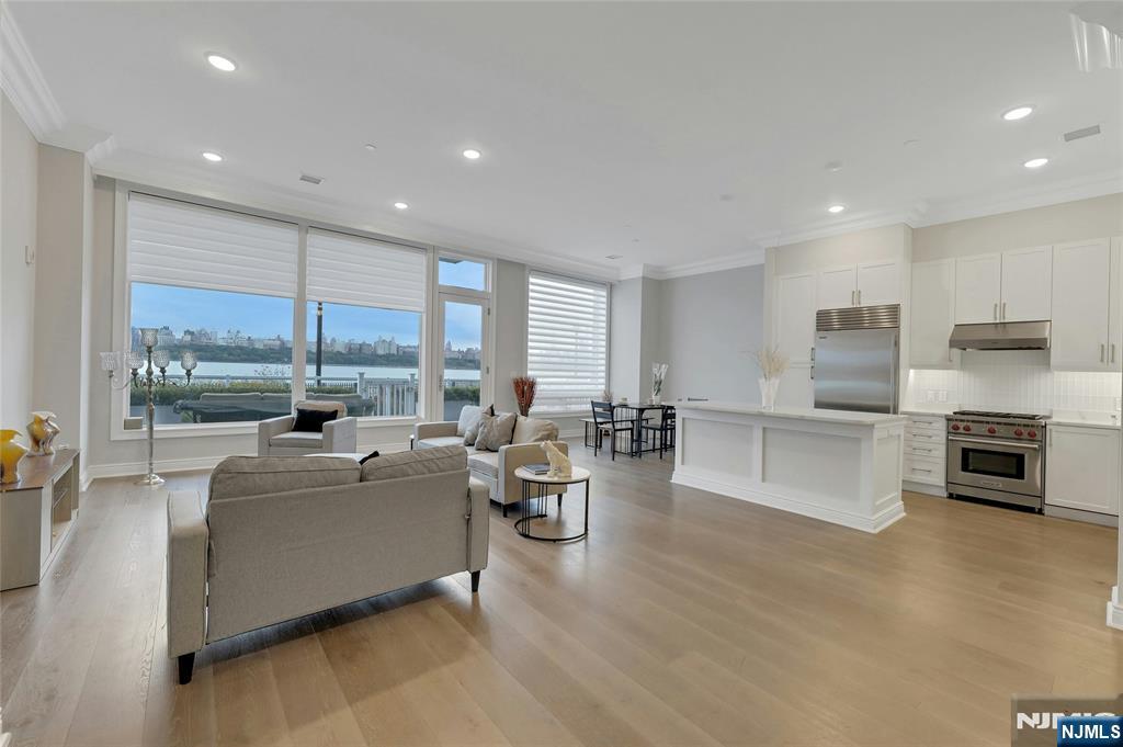 3 Somerset Lane 109 - Photo 4