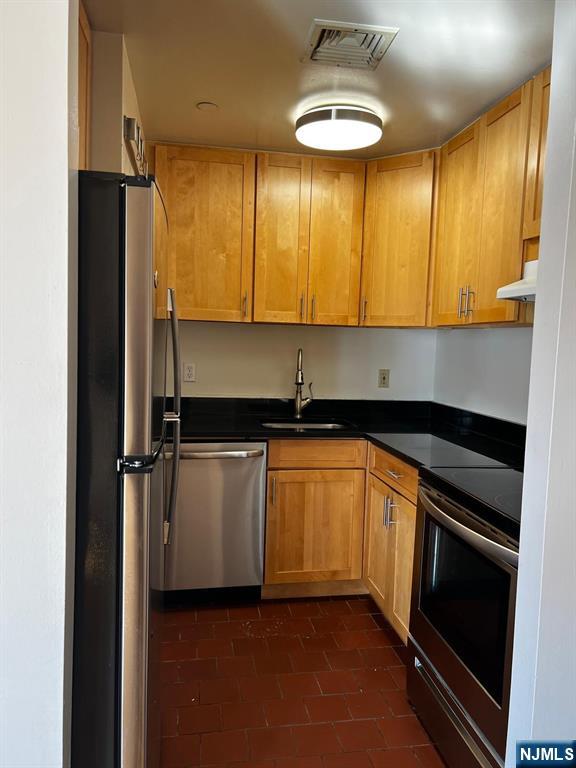 840 River Road 207 - Photo 2