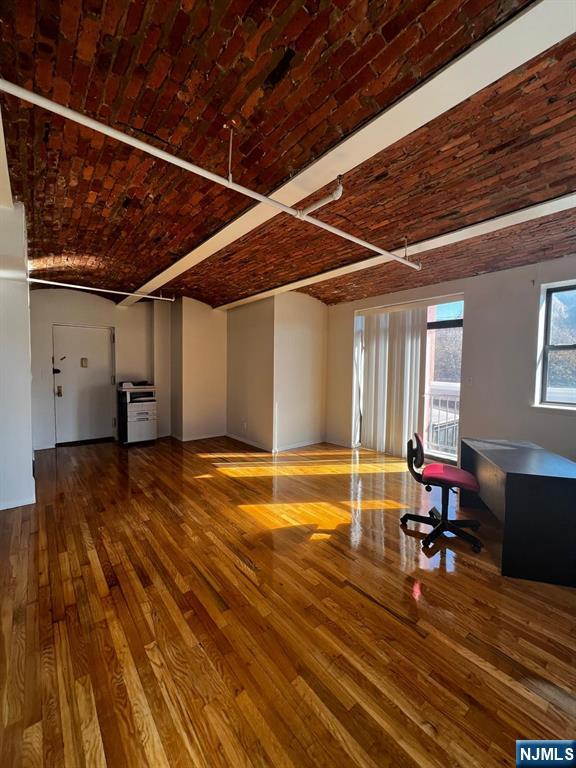 840 River Road 207 - Photo 5