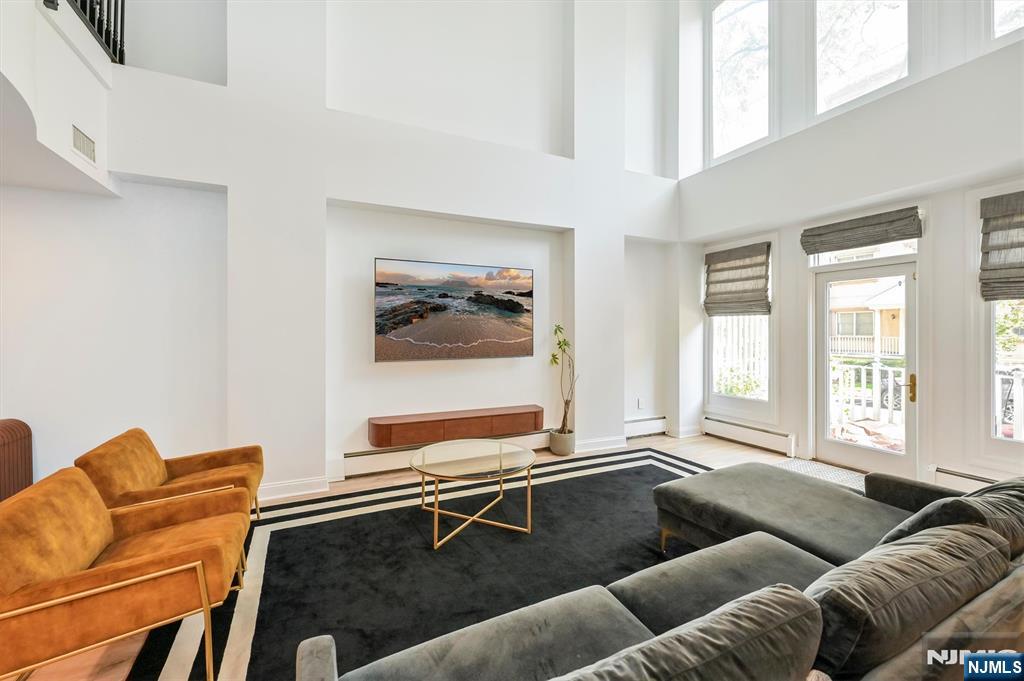 207 Shearwater Court 14 - Photo 2