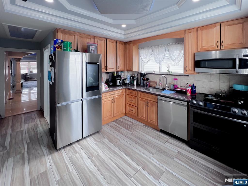 79 Shaler, Fairview, NJ 07022