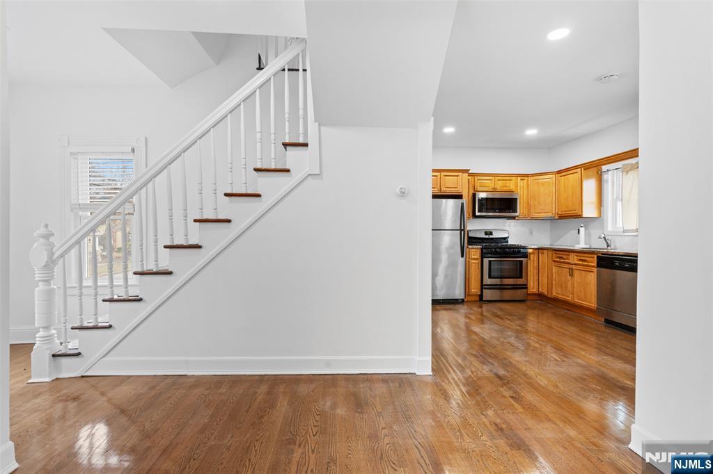 6 Cottage Place - Photo 2