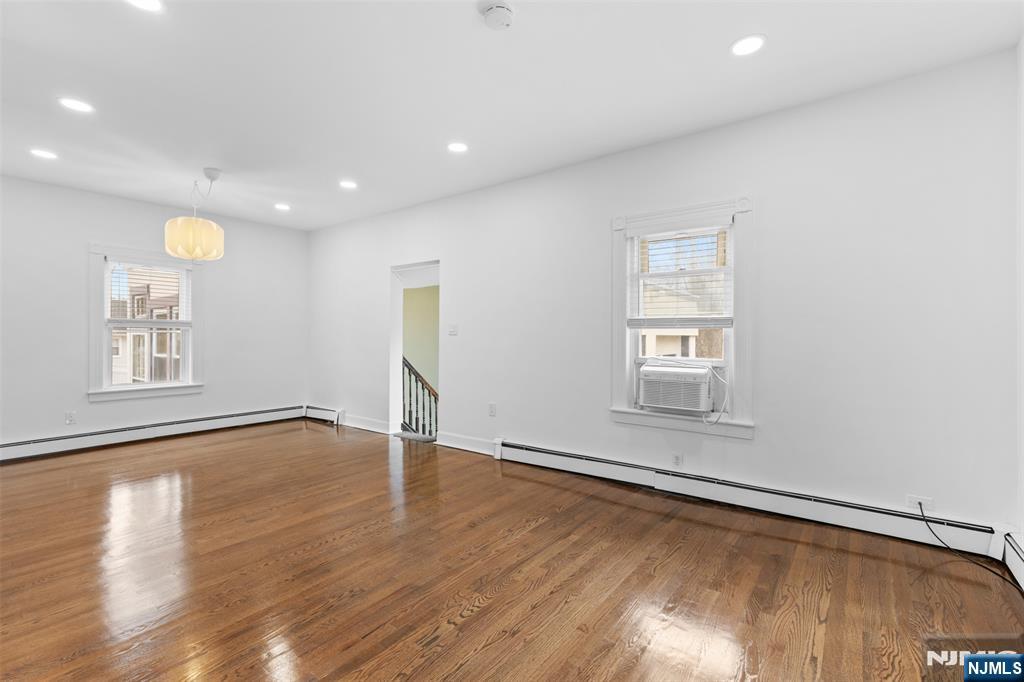 6 Cottage Place - Photo 3