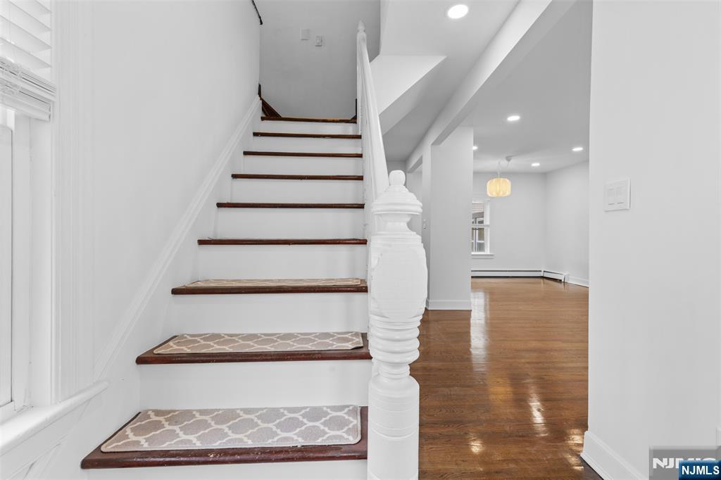 6 Cottage Place - Photo 5