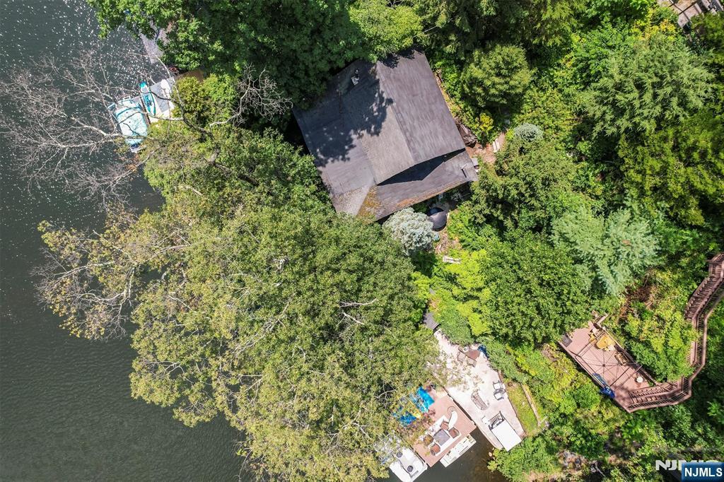 151 Pine Tree Road - Photo 2