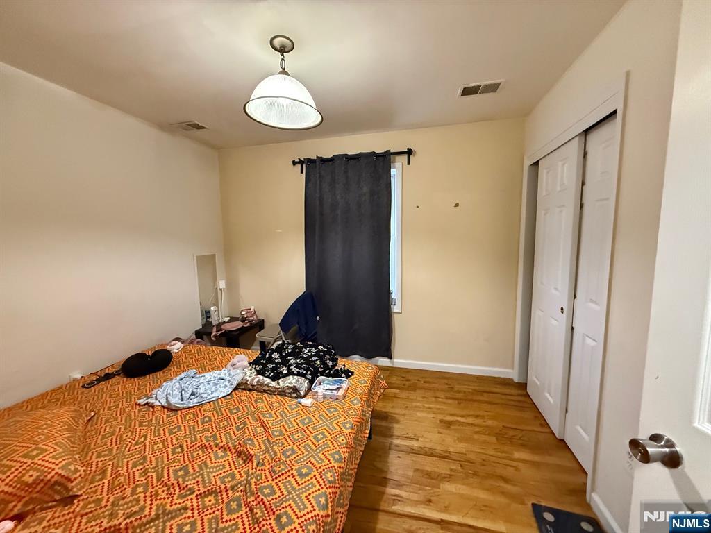 252 Passaic Avenue 2F - Photo 5