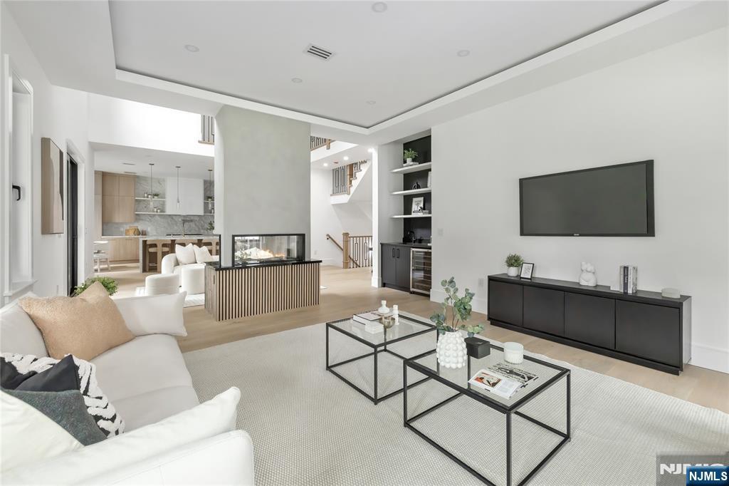 Homes for sale in Closter, NJ | 728 Closter Dock Rd, Closter, NJ 07624 | MLS# 25035717