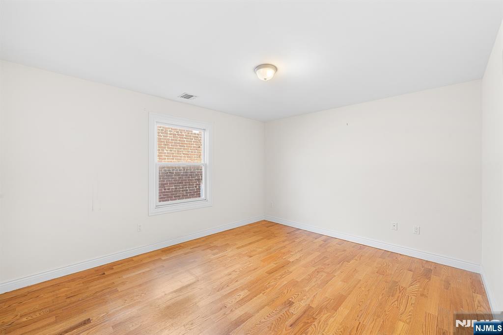 233 5th Street UNIT B, Fairview, NJ, 07022