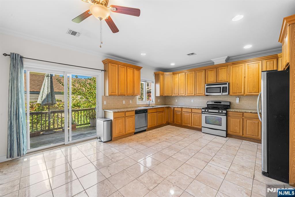 233 5th Street UNIT B, Fairview, NJ, 07022