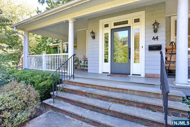 44 Fairmount Road, Ridgewood, NJ, 07450