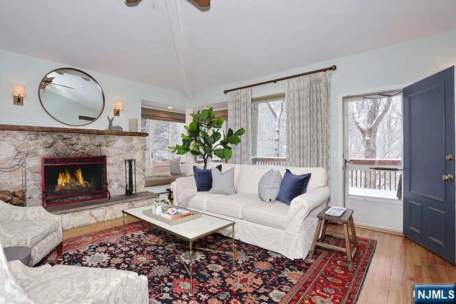 44 Fairmount Road, Ridgewood, NJ, 07450