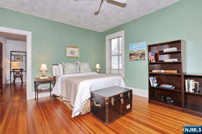 44 Fairmount Road, Ridgewood, NJ, 07450