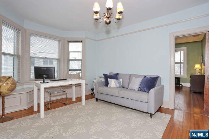 44 Fairmount Road, Ridgewood, NJ, 07450