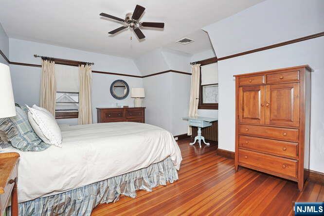 44 Fairmount Road, Ridgewood, NJ, 07450