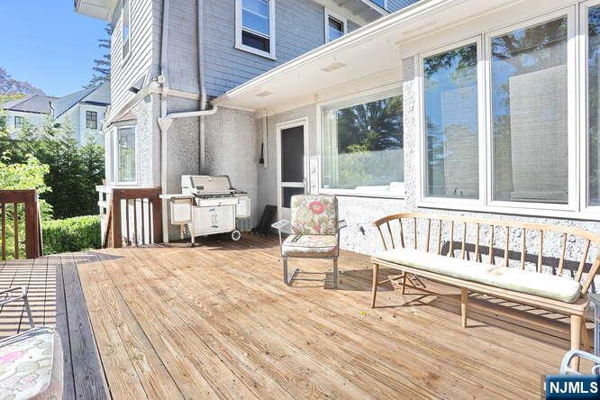 44 Fairmount Road, Ridgewood, NJ, 07450