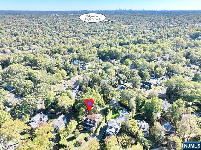 44 Fairmount Road, Ridgewood, NJ, 07450