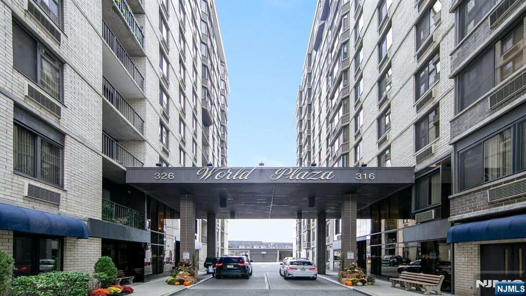 316 Prospect Avenue 3D - Photo 2