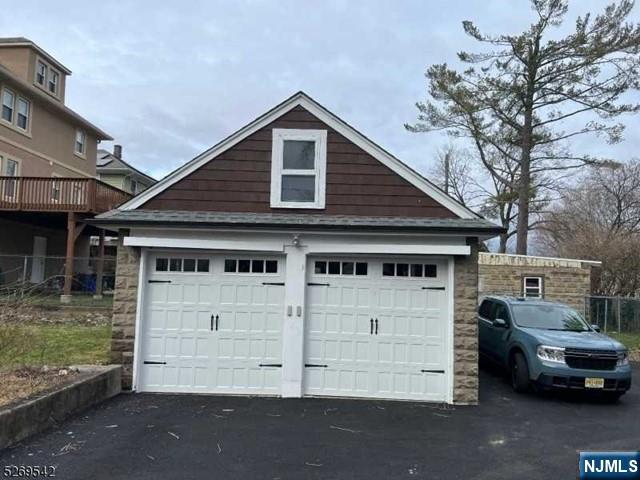 314 Cornelia Street - Photo 4