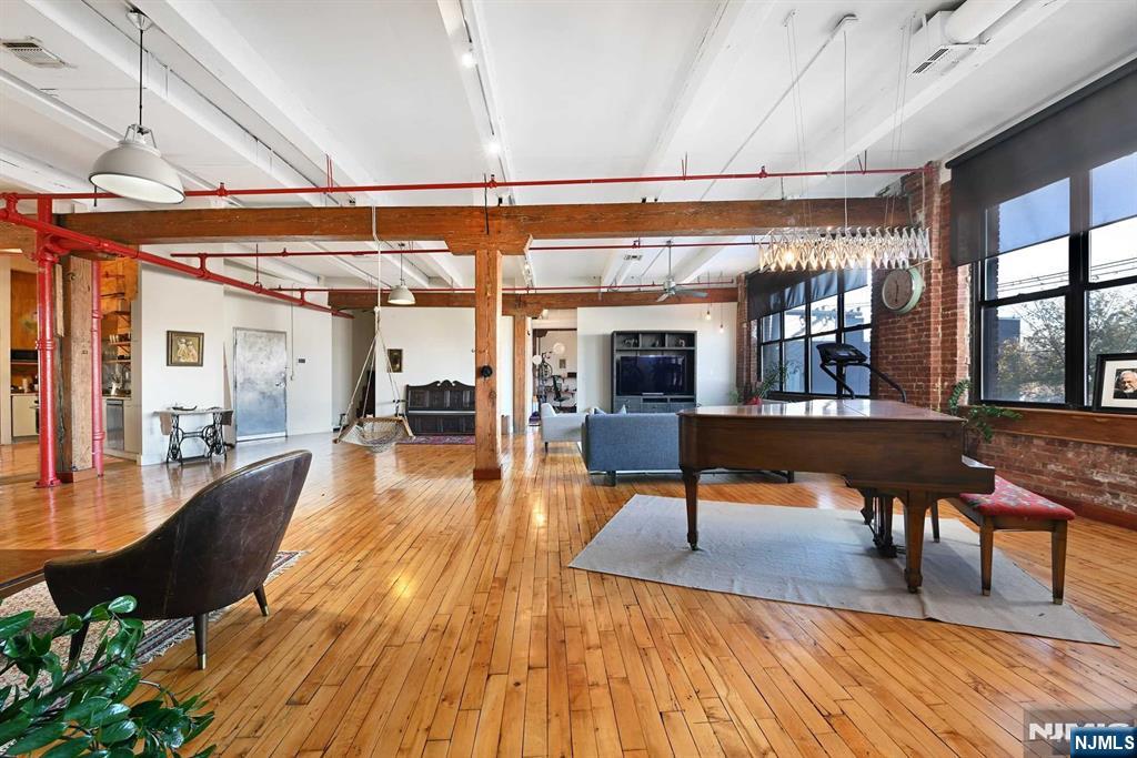 1620 Manhattan Avenue C3 - Photo 2