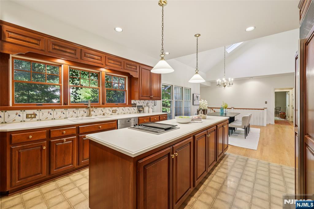 119 Sheridan Terrace, Ridgewood, NJ, 07450