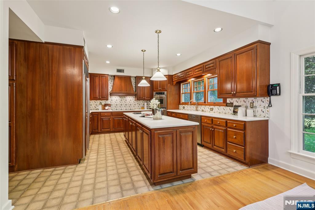 119 Sheridan Terrace, Ridgewood, NJ, 07450