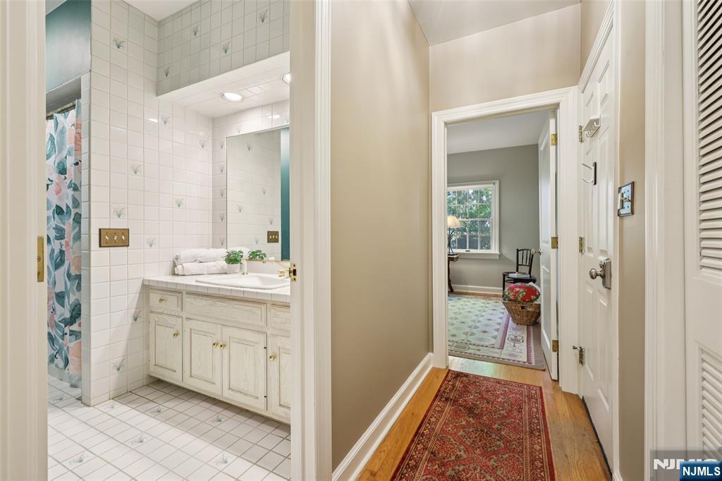 119 Sheridan Terrace, Ridgewood, NJ, 07450