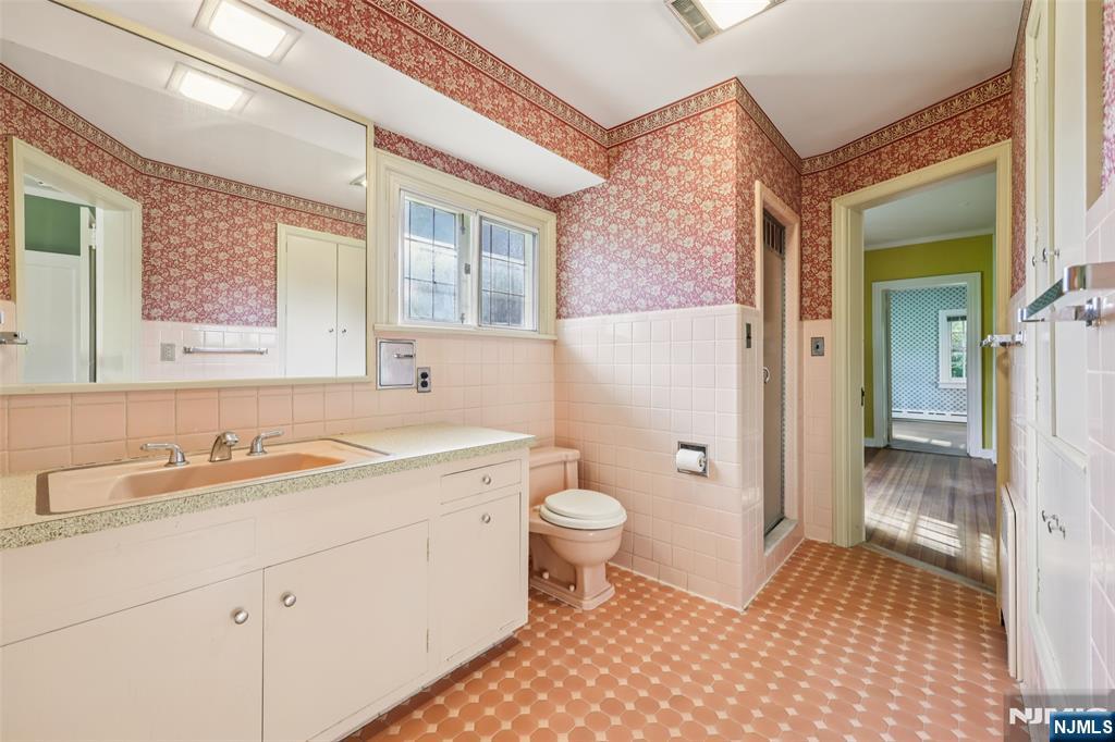 119 Sheridan Terrace, Ridgewood, NJ, 07450