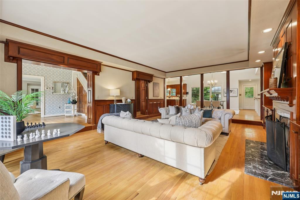 119 Sheridan Terrace, Ridgewood, NJ, 07450