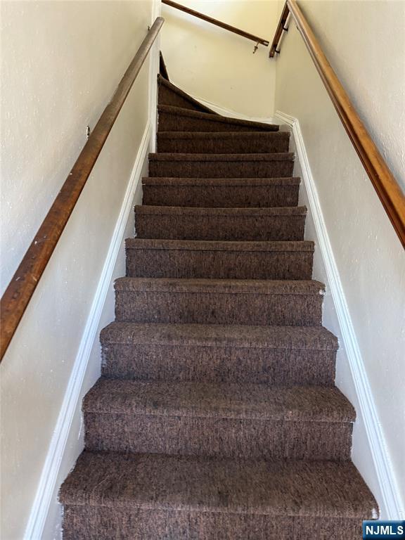 164 Autumn Street 2 - Photo 3