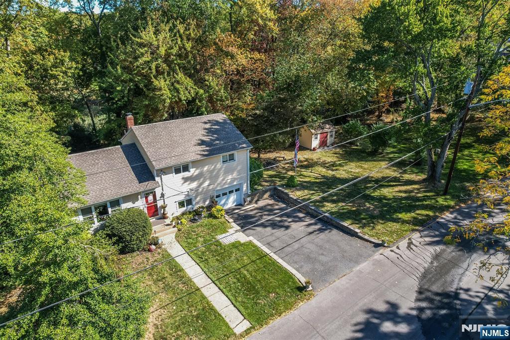 72 Glenwood Avenue — photo 3