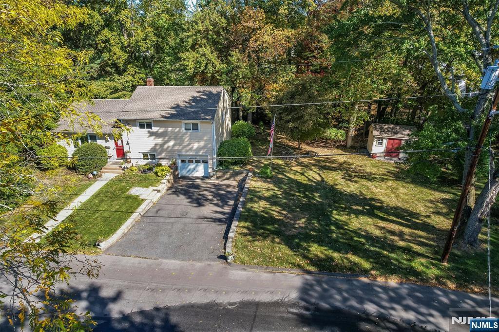 72 Glenwood Avenue — photo 4